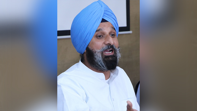 Punjab Police refutes reports on security withdrawal of Akali leader (Lead)